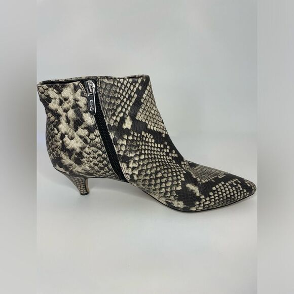 Circus by Sam Edelman Kirby Booties Embossed Pointed-toe Cashmere Snake Print 7M - Picture 1 of 7